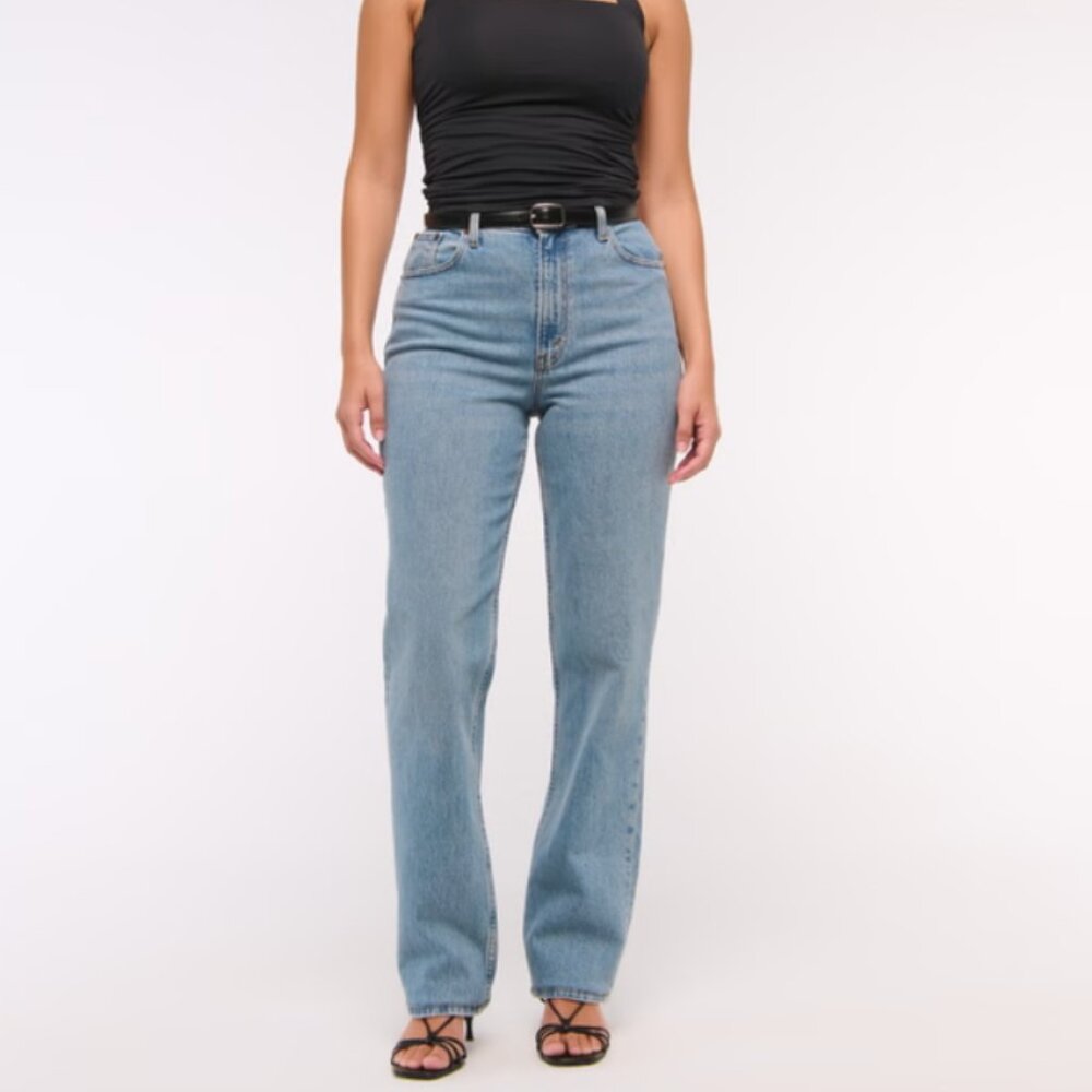 Abercrombie Curve Love Ultra High Rise 90s Straight Jean